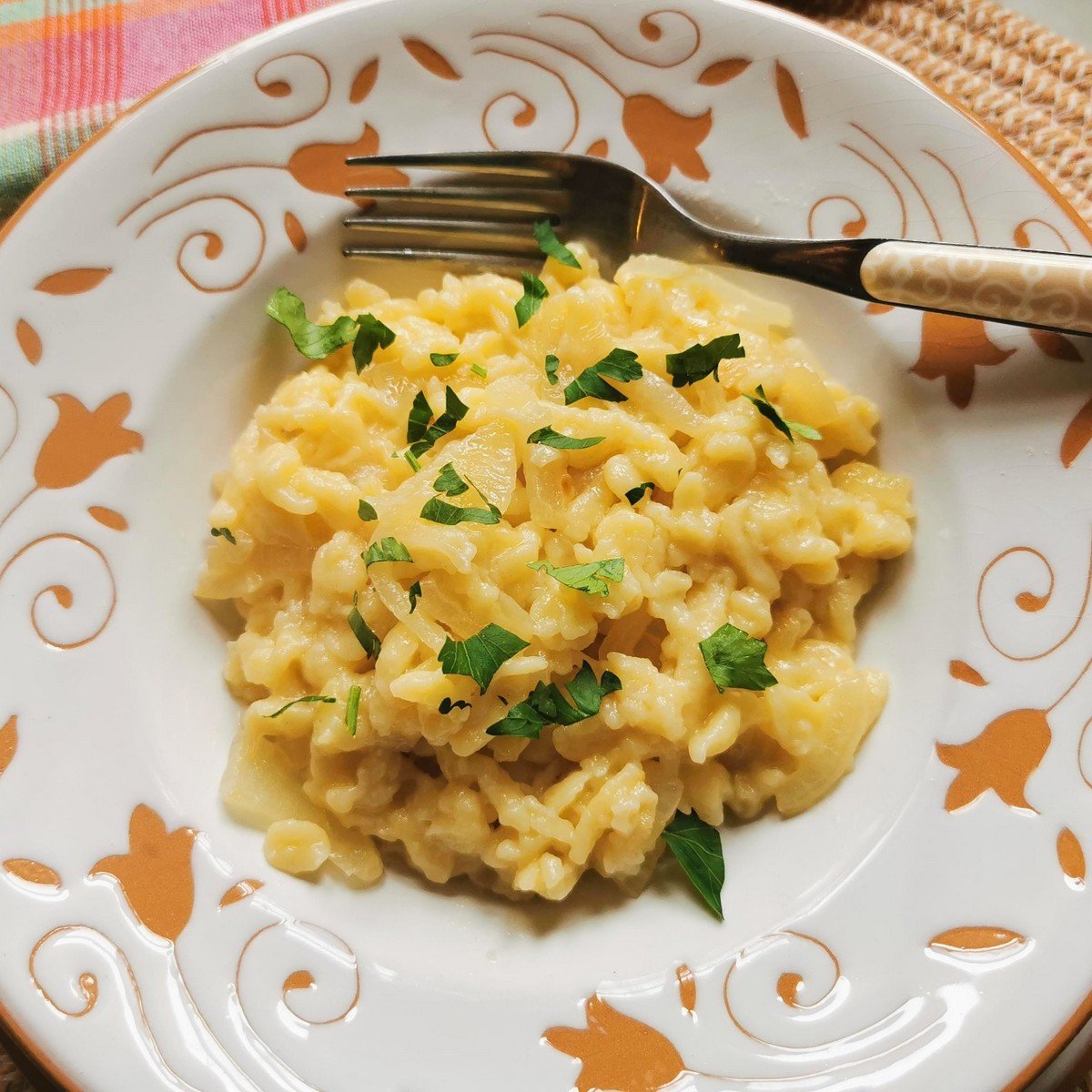 Italian teardrop dumplings (chnèfflènè).