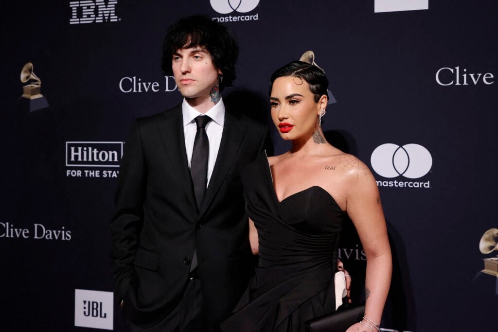 Demi Lovato and Jordan Lutes, whom fans know as jutes, constitute in formal wear.