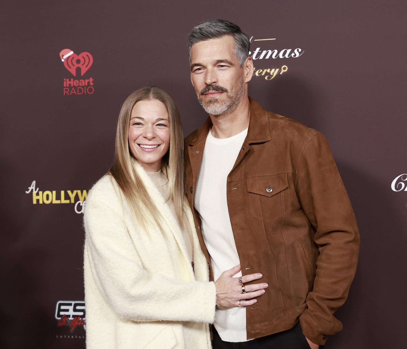 LEANN RIMES MAILS TO "MAILY" OF ACCESS WITH EDDIE CIBRIAN